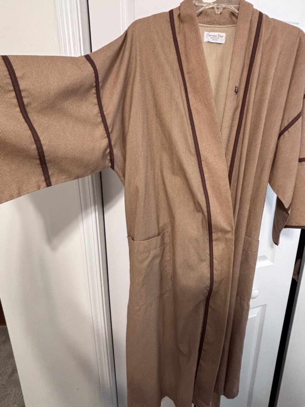 Dior Men Brown Tan Robe with Dark Brown Trim - Picture 6 of 11